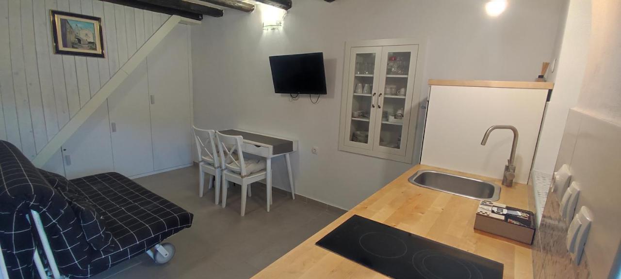 Apartment Desanti Валун Экстерьер фото